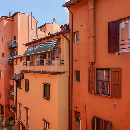 Canaletto Apartment Болонья Экстерьер фото