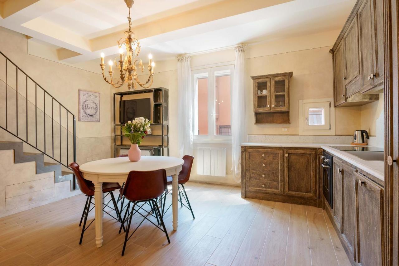 Canaletto Apartment Болонья Экстерьер фото