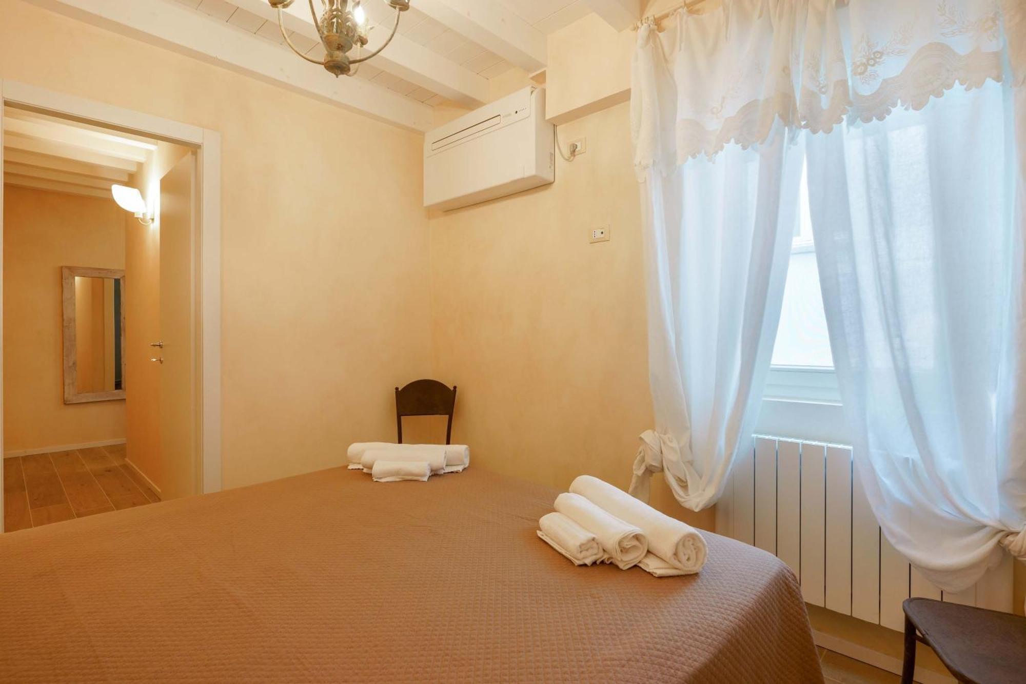 Canaletto Apartment Болонья Экстерьер фото